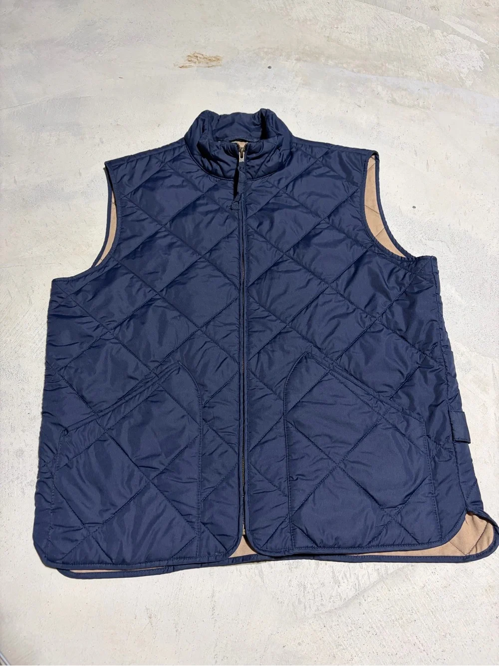 J. Crew authentic outerwear Men's Quilted Navy Vest medium